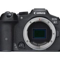 Clearance Canon EOS R7 Mirrorless Camera with 18-45mm Lens Content Creator Kit
