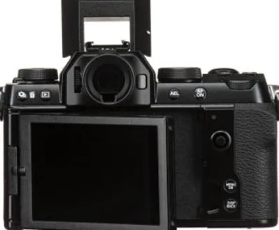 Clearance Fujifilm X-S10 Mirrorless Camera with 18-55mm Lens + SanDisk 64GB Extreme SDXC, Extended Life Replacement Battery, Filter Kits, Universal Speedlite with LED Video Light & Much More (31pc Bundle)