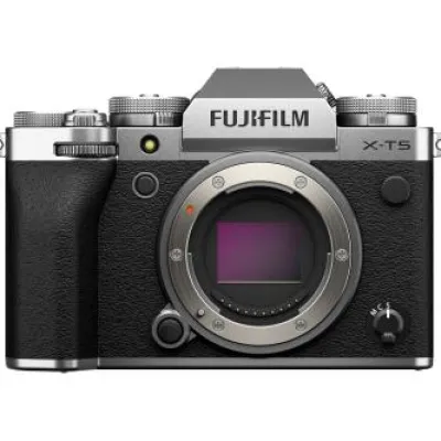 Outlet Fujifilm X-T5 Mirrorless Camera (Body, Silver)