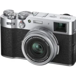Outlet Fujifilm X100V Digital Camera (Silver)