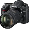 Hot Nikon D7000 Digital SLR Camera with AF S DX 18-200mm VR II Lens