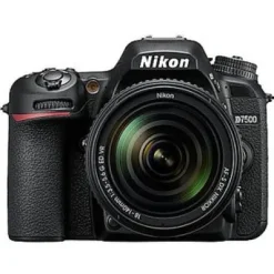 Clearance Nikon D7500 with AF-S VR NIKKOR 18-105mm VR lens