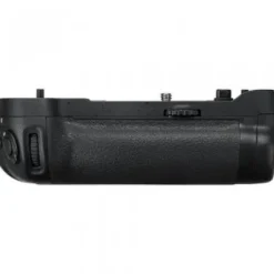 New Nikon MB-D17 Multi Power Battery Pack for D500