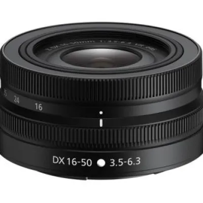 Clearance Nikon NIKKOR Z DX 16-50mm f/3.5-6.3 VR Lens (Black)