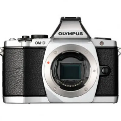 Clearance Olympus OM D E M5 Micro Four Thirds Digital Camera Body (Silver)