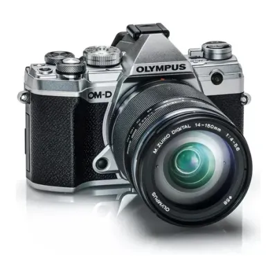 Clearance Olympus OM-D E-M10 Mark III S with 14-150mm f/4-5.6 II Lens (Silver)