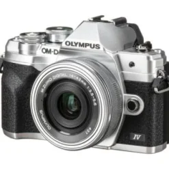Discount Olympus OM-D E-M10 Mark IV Mirrorless Camera with 14-42mm EZ Lens (Silver)