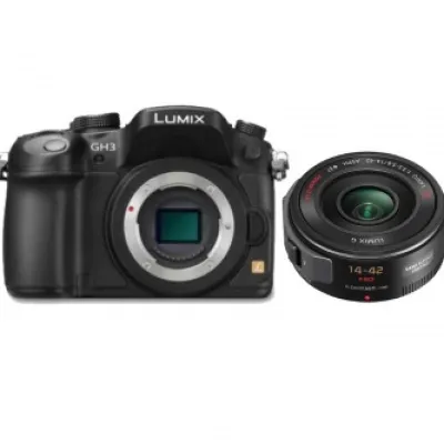 Discount Panasonic Lumix DMC-GH3 Mirrorless Micro Four Thirds Digital Camera with Lumix G X Vario PZ 14-42mm f/3.5-5.6 Power O.I.S. Lens (Black)