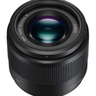 New Panasonic Lumix G 25mm f/1.7 ASPH. Lens (Black)