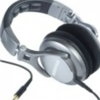 New Shure SRH940 Reference Studio Headphones II (Silver)