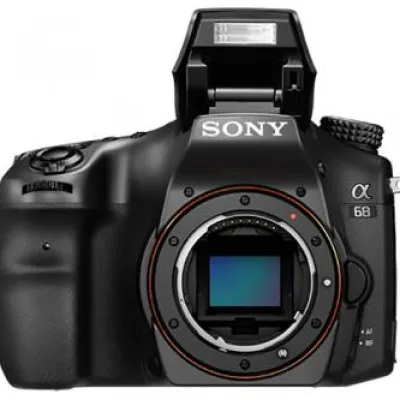 Discount Sony Alpha a68 DSLR Camera (Body Only)