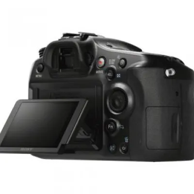 Discount Sony Alpha a68 DSLR Camera (Body Only)