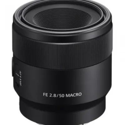 Sale Sony FE 50mm f/2.8 Macro Lens
