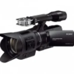 Clearance Sony NEX-VG30EH PALCamcorder with 18-200mm f/3.5-6.3 Power Zoom (PZ) Lens